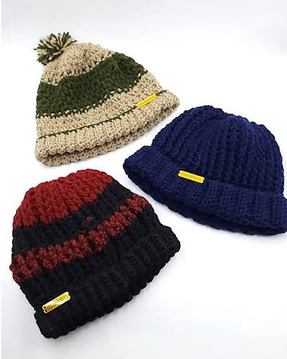 Gorro tejido a crochet para mujer en punto abrigado